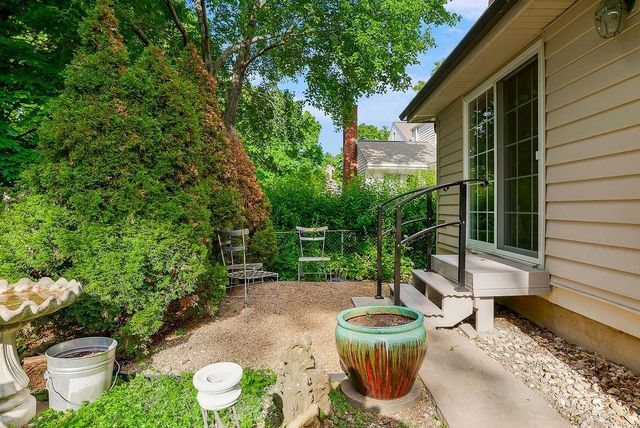 12306 W 102nd Street, Lenexa, KS 66215