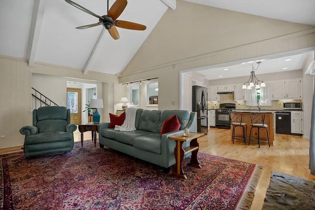 12306 W 102nd Street, Lenexa, KS 66215