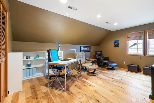 735 Ivy Street, Lynden, WA 98264