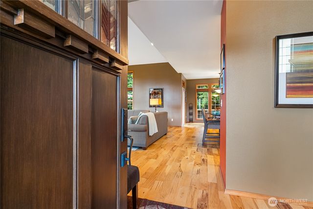 735 Ivy Street, Lynden, WA 98264