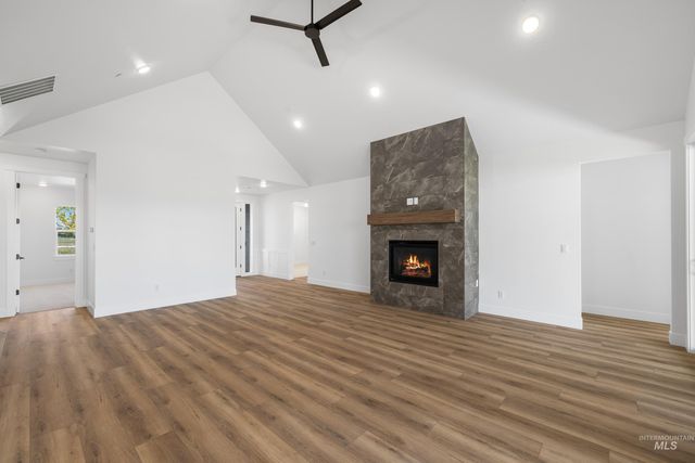 15359 Rhodes Ct, Caldwell, ID 83607
