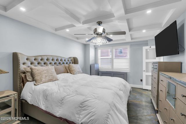 28 Riverside Avenue 1N, Red Bank, NJ 07701