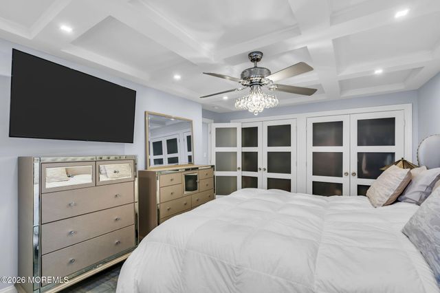 28 Riverside Avenue 1N, Red Bank, NJ 07701