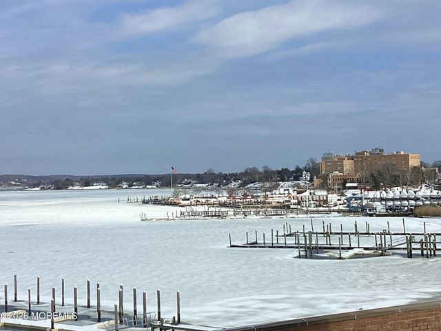 28 Riverside Avenue 1N, Red Bank, NJ 07701