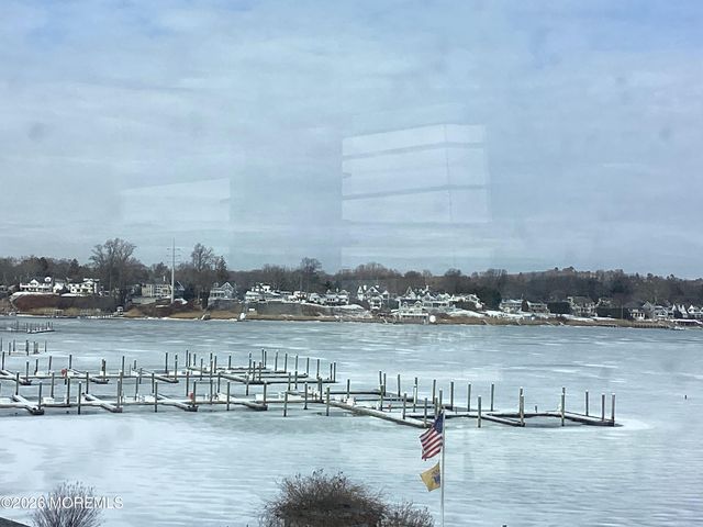 28 Riverside Avenue 1N, Red Bank, NJ 07701