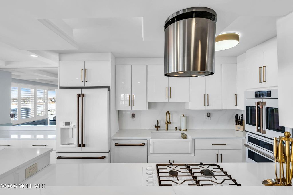 28 Riverside Avenue 1N, Red Bank, NJ 07701