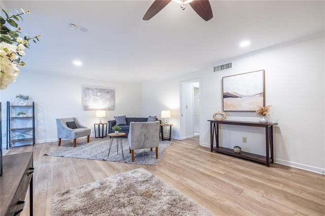 1111 Clairemont Avenue R4, Decatur, GA 30030