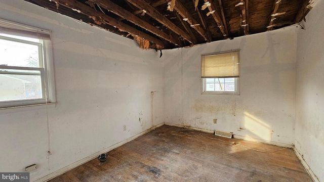 1500 VENUS DR, Vineland, NJ 08360