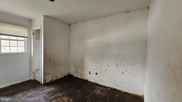 1500 VENUS DR, Vineland, NJ 08360