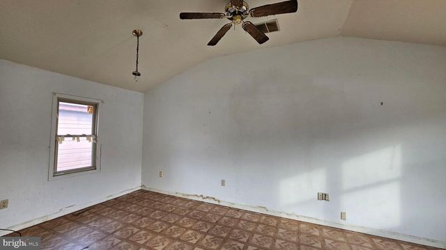 1500 VENUS DR, Vineland, NJ 08360