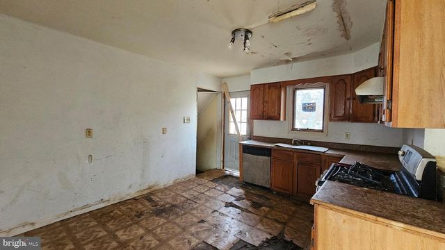 1500 VENUS DR, Vineland, NJ 08360