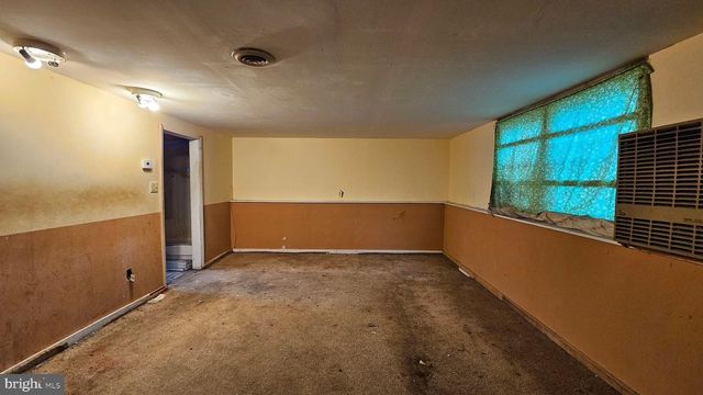 1500 VENUS DR, Vineland, NJ 08360