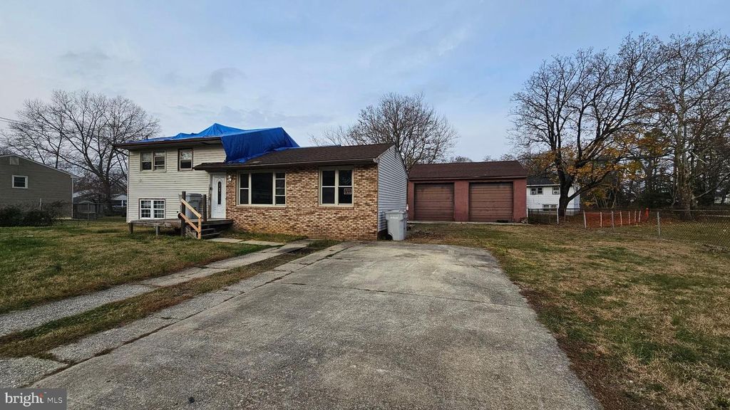 1500 VENUS DR, Vineland, NJ 08360