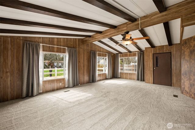 2119 S 252nd Street, Des Moines, WA 98198