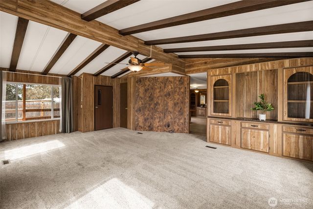 2119 S 252nd Street, Des Moines, WA 98198