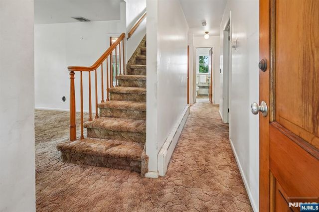 107 Roland Street, Park Ridge, NJ 07656