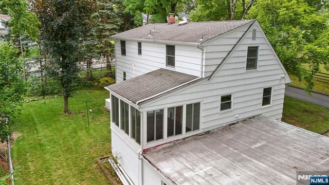 107 Roland Street, Park Ridge, NJ 07656