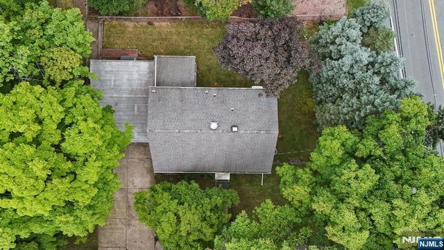 107 Roland Street, Park Ridge, NJ 07656