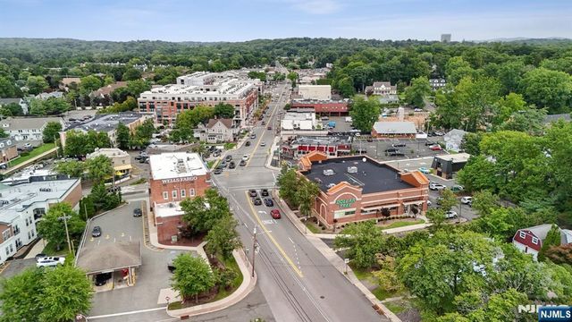 107 Roland Street, Park Ridge, NJ 07656