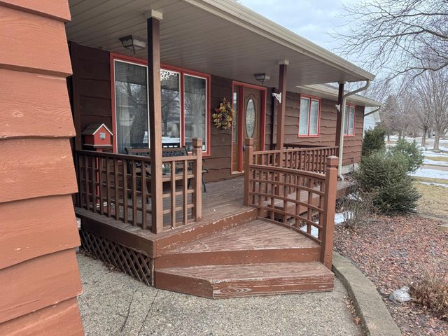 1807 Brookside Drive, Albert Lea, MN 56007