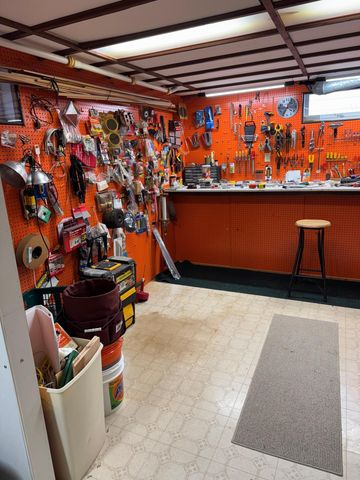 1807 Brookside Drive, Albert Lea, MN 56007