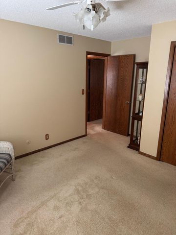 1807 Brookside Drive, Albert Lea, MN 56007