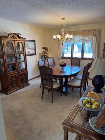 1807 Brookside Drive, Albert Lea, MN 56007