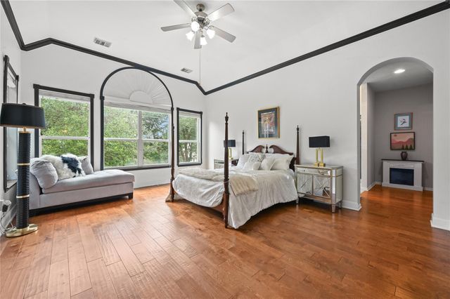 10708 Natick LN, Austin, TX 78739
