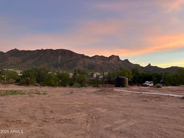 4905 N DELAWARE Drive 100-11-032D, Apache Junction, AZ 85120