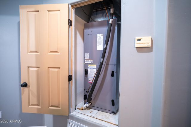 42812 N 22ND Street, New River, AZ 85087