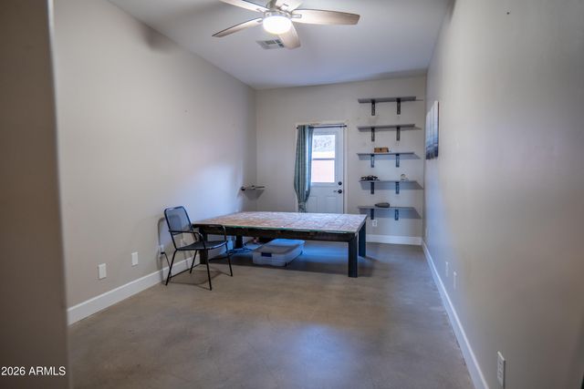 42812 N 22ND Street, New River, AZ 85087