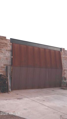 42812 N 22ND Street, New River, AZ 85087