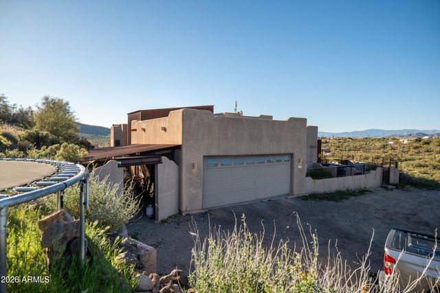 42812 N 22ND Street, New River, AZ 85087