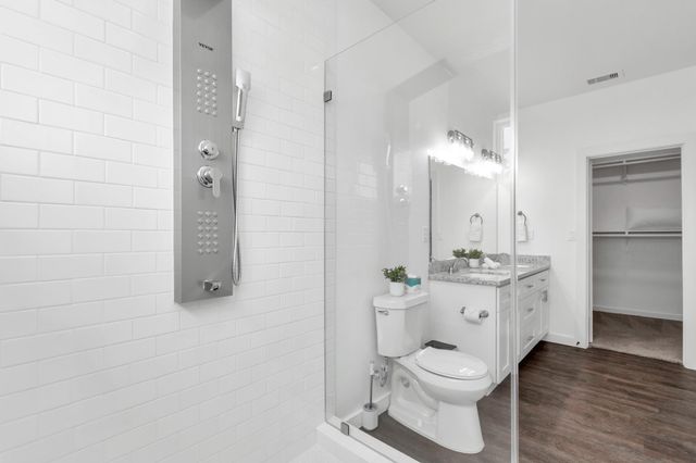 3127 Bolt Street, Houston, TX 77051