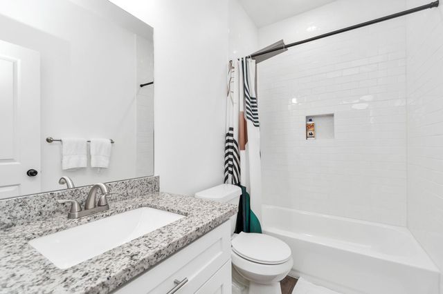 3127 Bolt Street, Houston, TX 77051