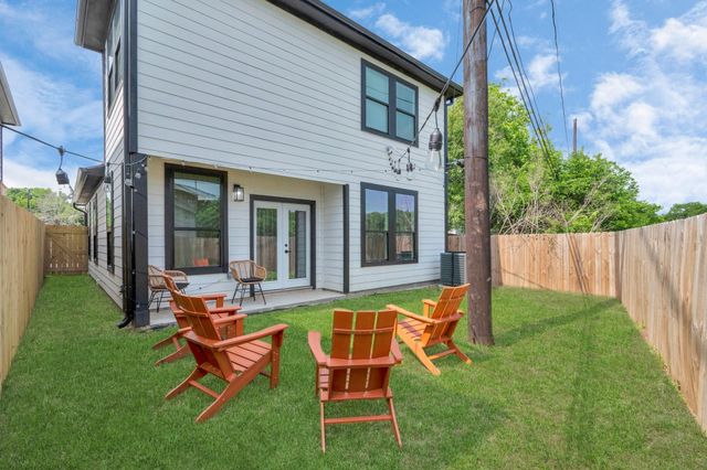 3127 Bolt Street, Houston, TX 77051