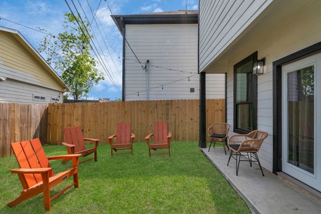 3127 Bolt Street, Houston, TX 77051