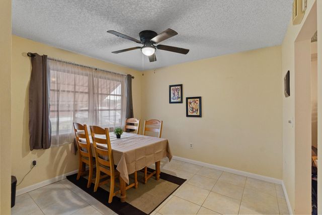 1111 NW 85TH Way, Pembroke Pines, FL 33024