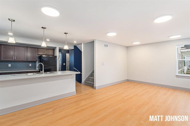 2120 Willard Avenue, Grand Rapids, MI 49507