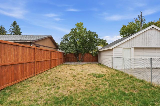 3807 E 26th Ave, Spokane, WA 99223