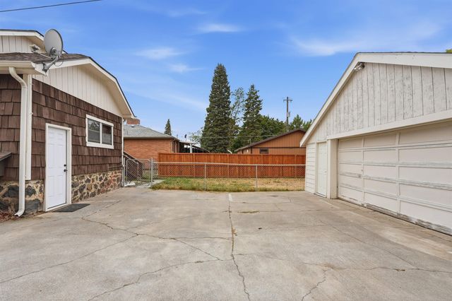 3807 E 26th Ave, Spokane, WA 99223