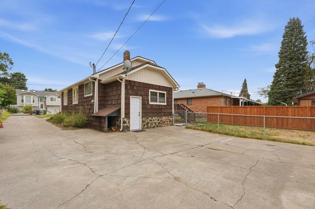 3807 E 26th Ave, Spokane, WA 99223