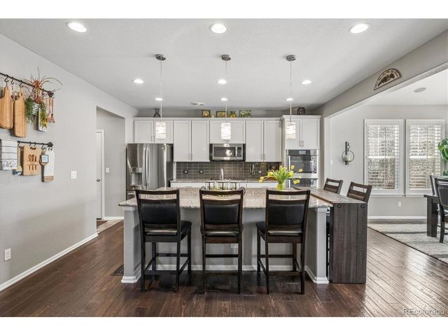 21470 E Union Dr, Aurora, CO 80015