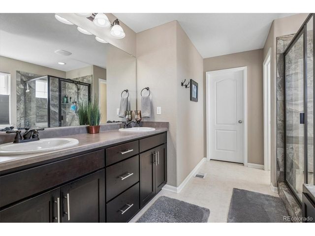 21470 E Union Dr, Aurora, CO 80015