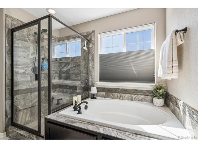 21470 E Union Dr, Aurora, CO 80015