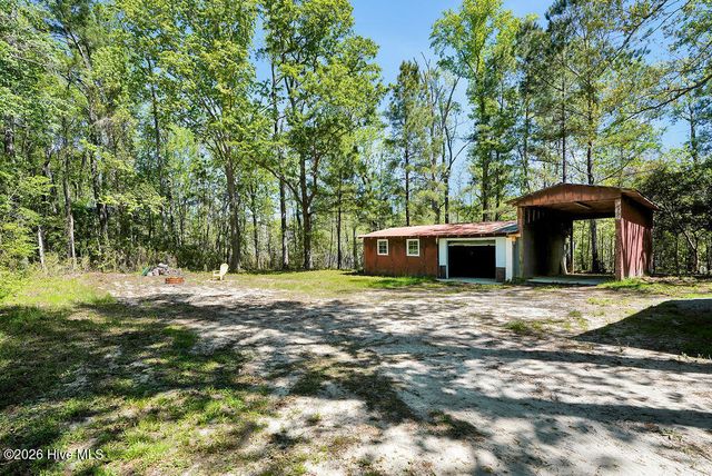 2600 Midway Road SE, Bolivia, NC 28422