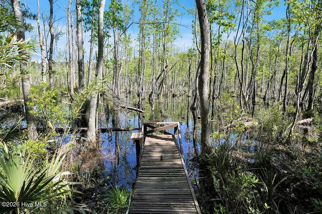 2600 Midway Road SE, Bolivia, NC 28422