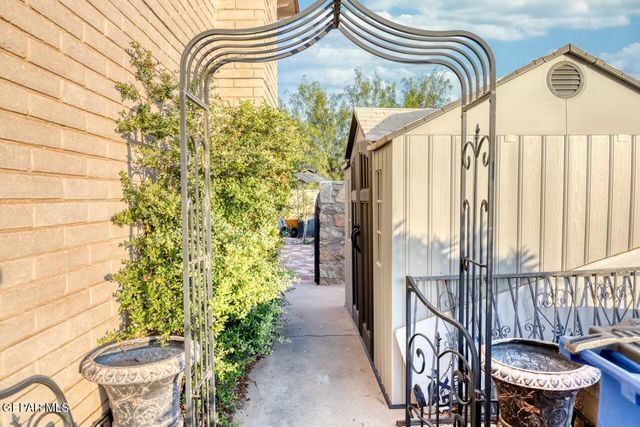 71 Northwind Drive, El Paso, TX 79912