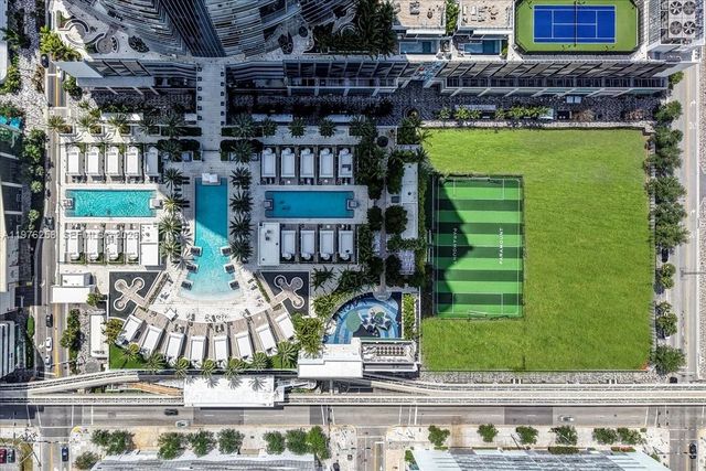 851 NE 1st Ave 3711, Miami, FL 33132