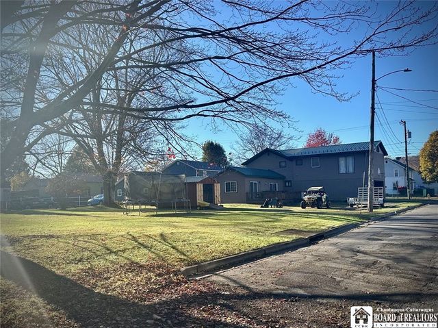 74 East Everett Street, Ellicott, NY 14733